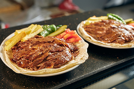 Meta Image - Döner: Origin, Cooking Method, and the Usta’s Craft