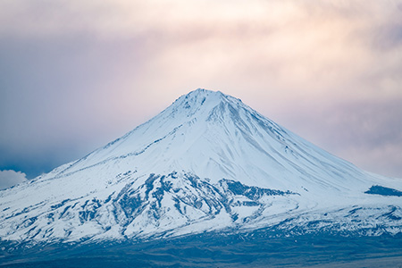 Meta Image - Climbing Ağrı Mountain: Summit Trails, Packing List, and Cuisine