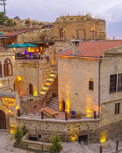 Pietra Cave Suites