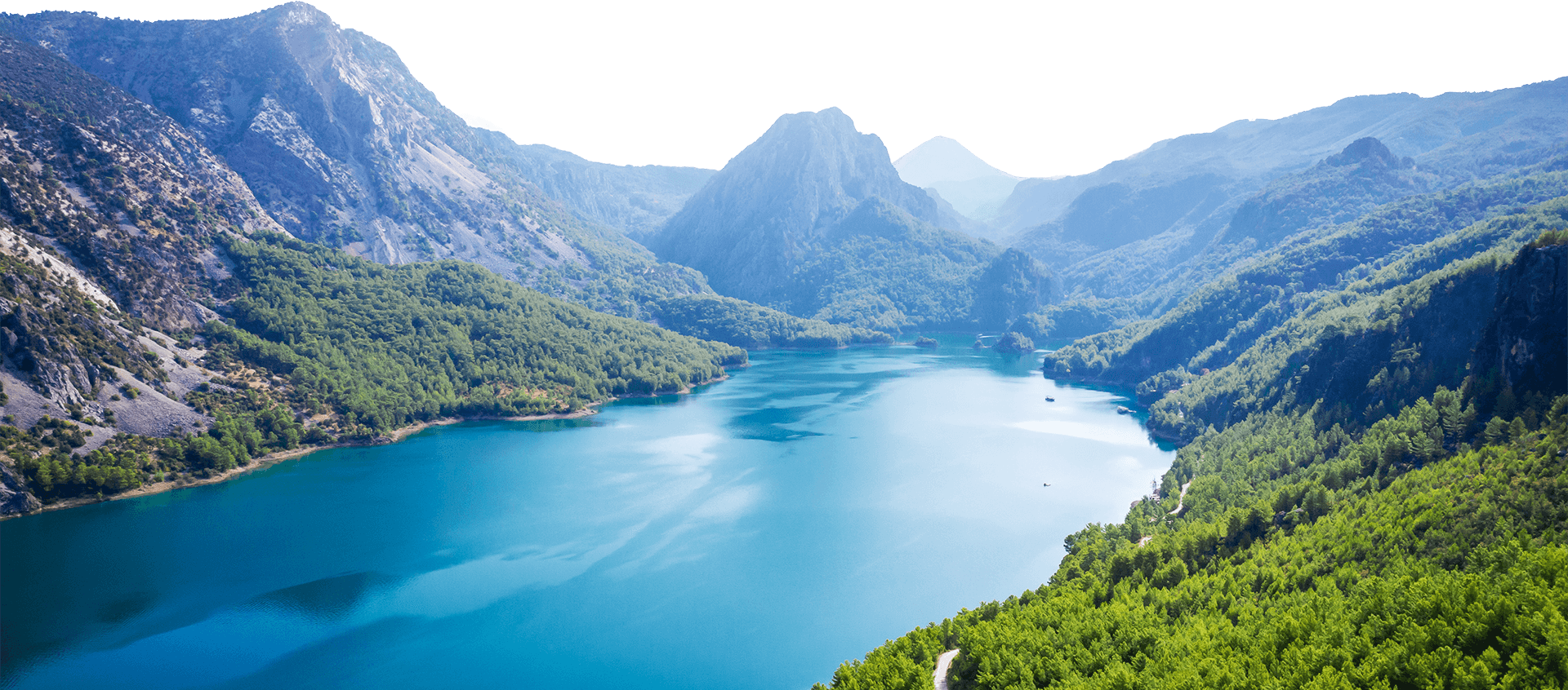 sustainable-hotels-parallax-view